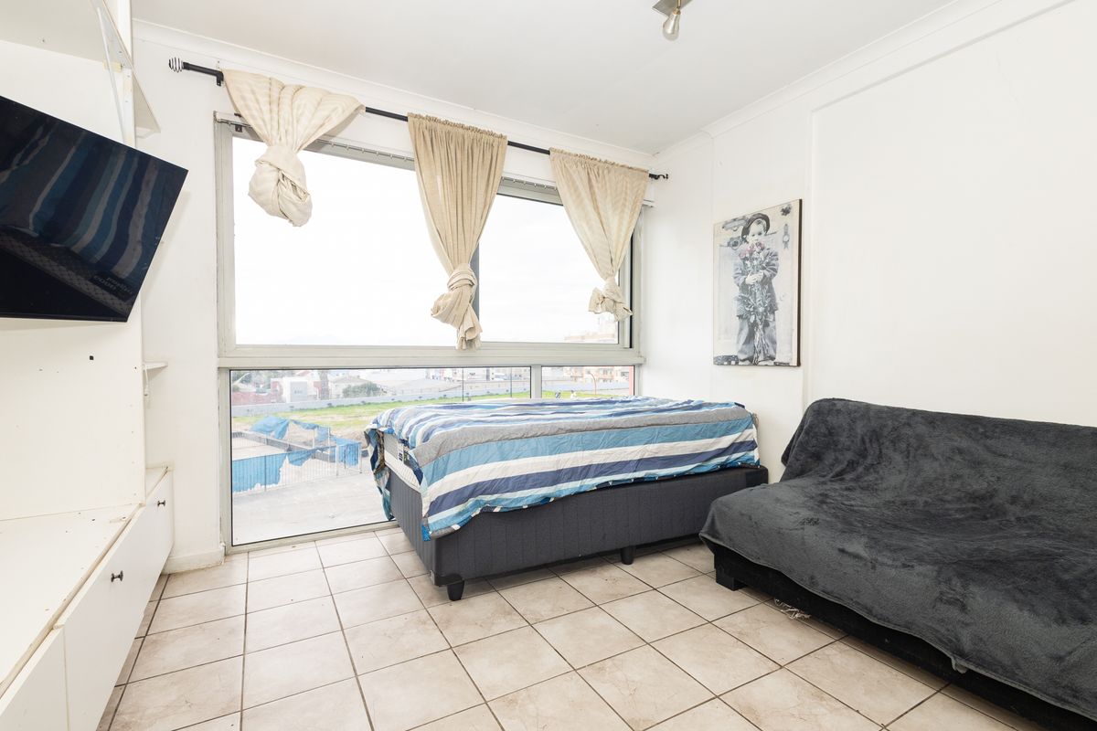 Studio Apartment For Sale in Goodwood - Photo 3