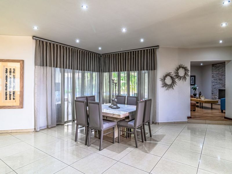 Stunning Modern Family Home in Prestigious Dowerglen Ext 5 - Photo 6