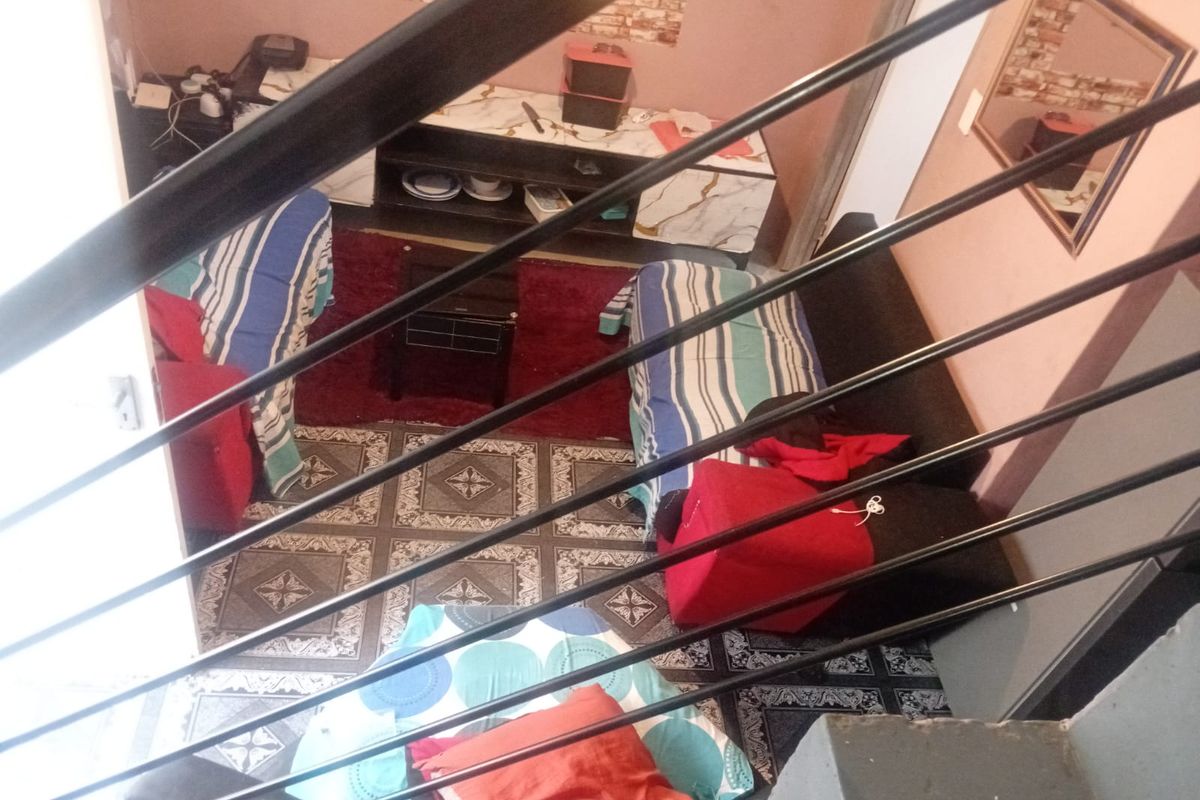 House For Sale In Mossel Bay - Photo 2