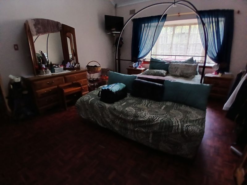 Space, Comfort, and Convenience: Your Selcourt Sanctuary - Photo 8
