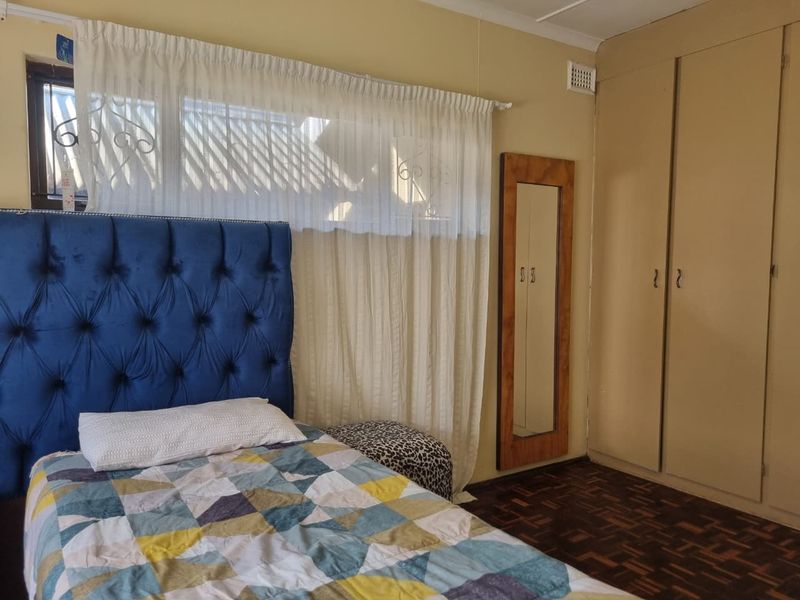 Spacious 3 Bedroom Family Home with cottage - Photo 10