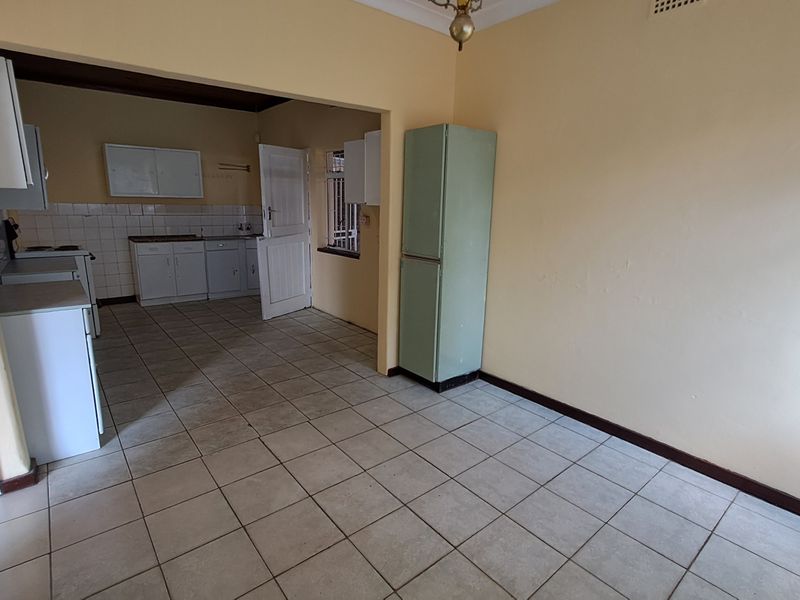 Family home with flatlet for sale - Photo 5