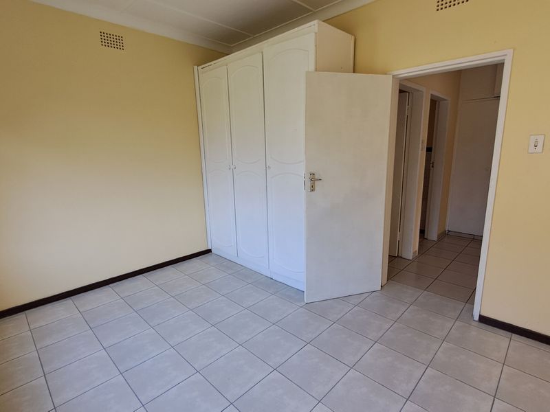 Family home with flatlet for sale - Photo 8