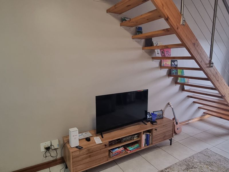 Ideal Location - Photo 10