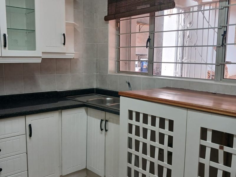 3 Bedroom Family Home - Moss rd - Photo 6