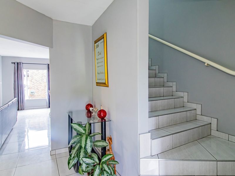 Modern Duplex with Pool & Secure Living - Photo 9