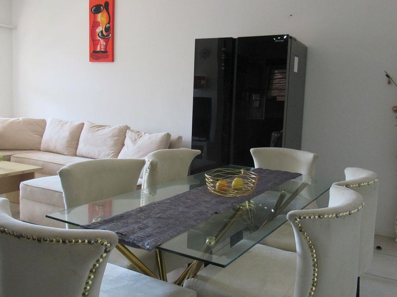 Modern 3-Bedroom Apartment for Sale in Amsterdam Lifestyle Estate, Olivedale - Photo 2