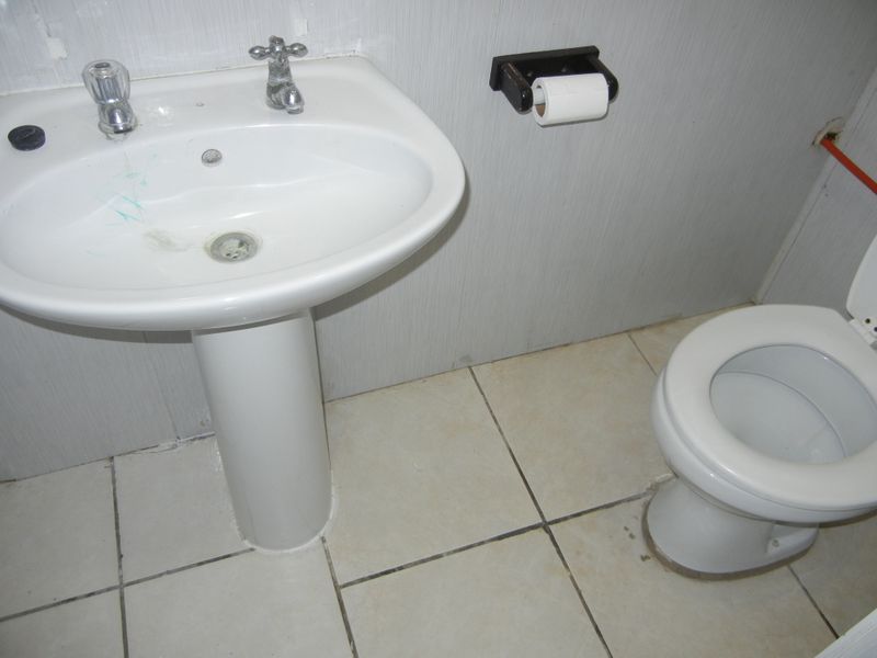 Guest House Potential - Photo 10