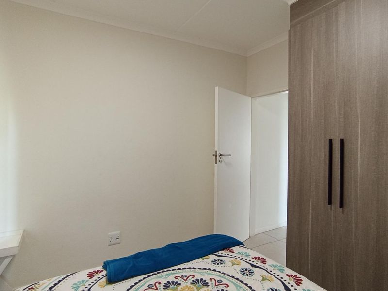 Modern 2-Bedroom Garden Apartment for Sale in Northgate, Randburg - Photo 6
