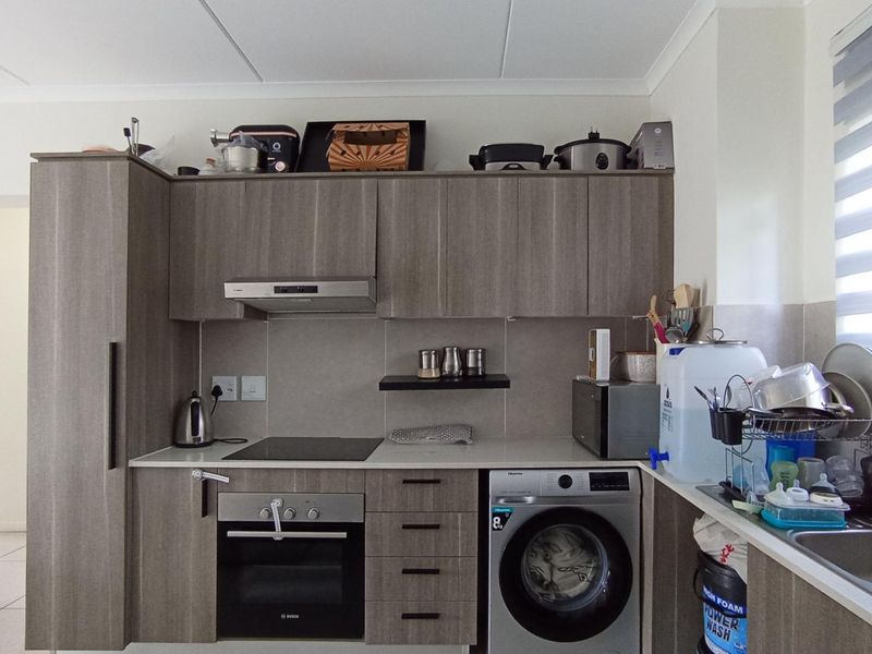 Modern 2-Bedroom Garden Apartment for Sale in Northgate, Randburg - Photo 3