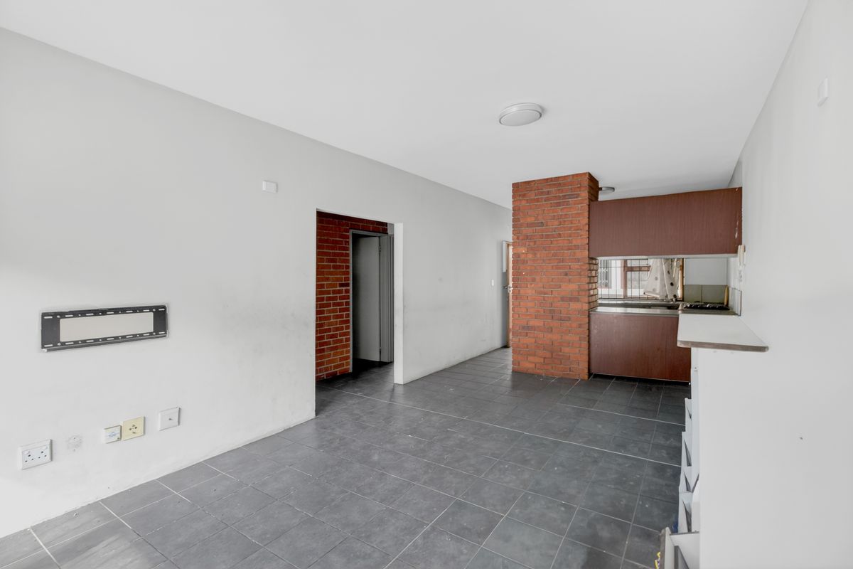 Ideal for modern living and convenience! - Photo 3