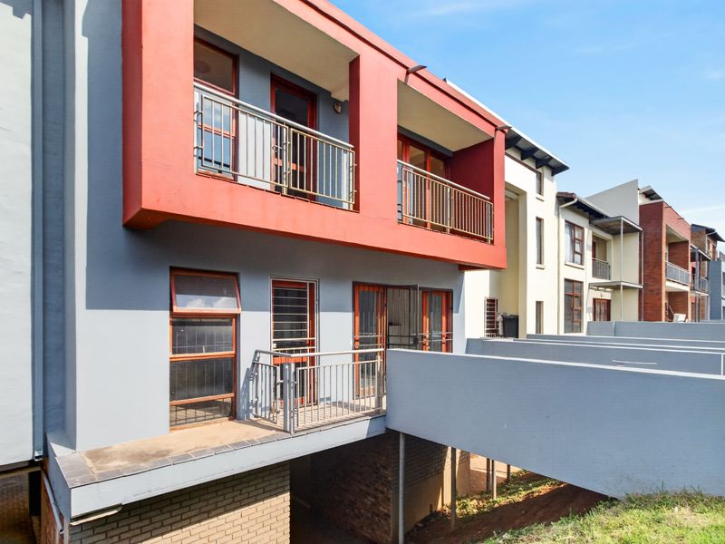 Ideal for modern living and convenience! - Photo 10