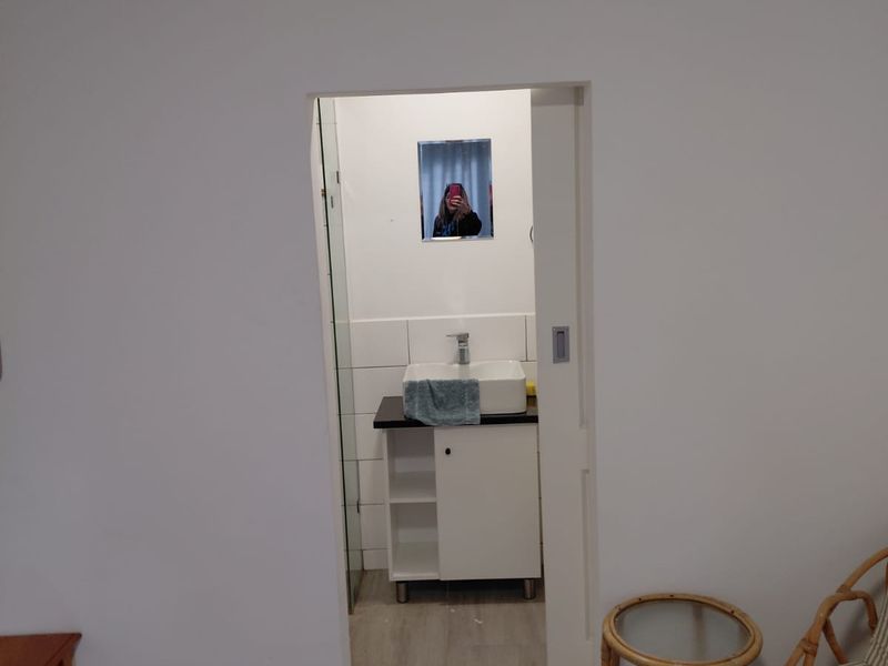 Charming Fully Furnished Townhouse To Let! Fully Furnished! Available 1 June to 30 December 2026. - Photo 10