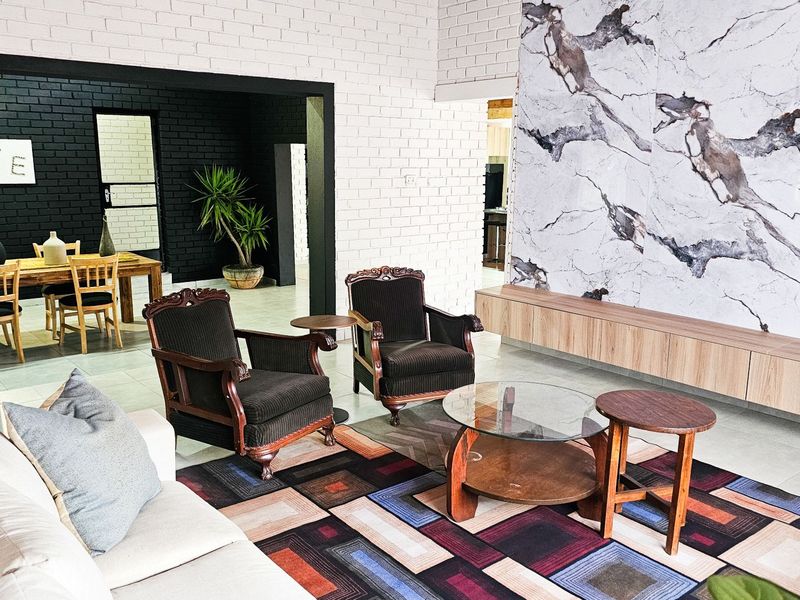 Spacious Modern Family Home for Sale in Florauna, Pretoria - Photo 7