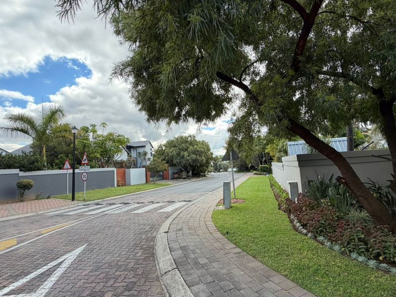Modern 3-Bedroom Family Home for Sale in Olivewood Estate - Photo 6
