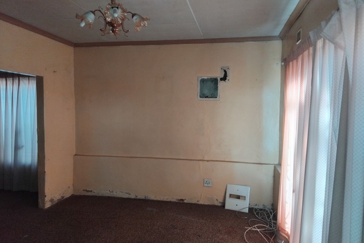 House for sale at Osizweni - Photo 5