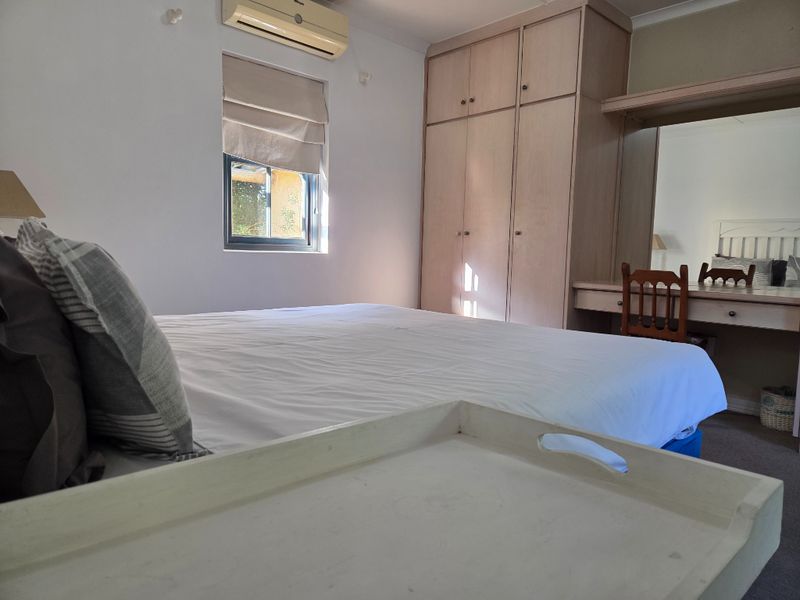 Fully Furnished Luxury Chalet Rentals at Villa Tarentaal – 6-Month Country Living in Tulbagh - Photo 5