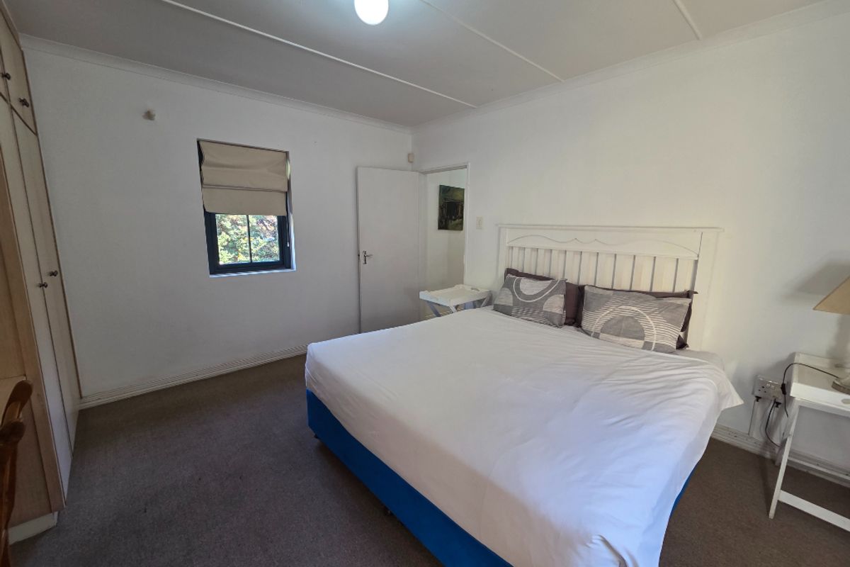 Fully Furnished Luxury Chalet Rentals at Villa Tarentaal – 6-Month Country Living in Tulbagh - Photo 4