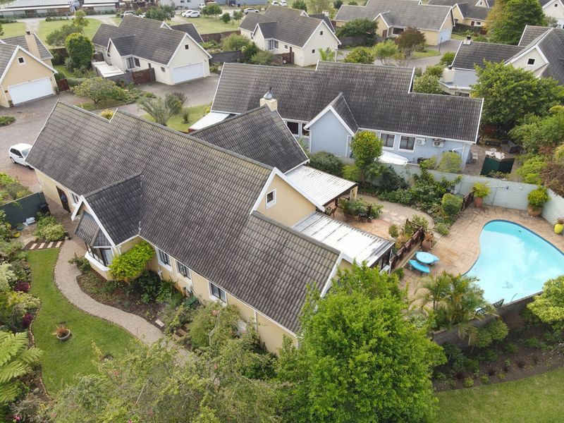 A Garden Route Gem of Rare Distinction - Photo 4