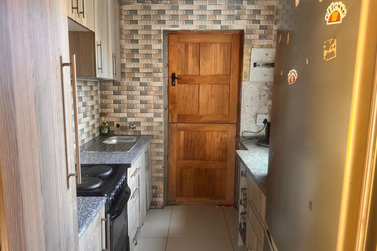 Prime Opportunity: 3 Bedroom Fixer-Upper at the Right Price - Photo 5