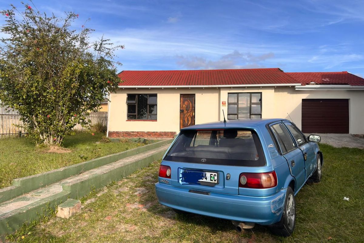 Prime Opportunity: 3 Bedroom Fixer-Upper at the Right Price - Photo 2
