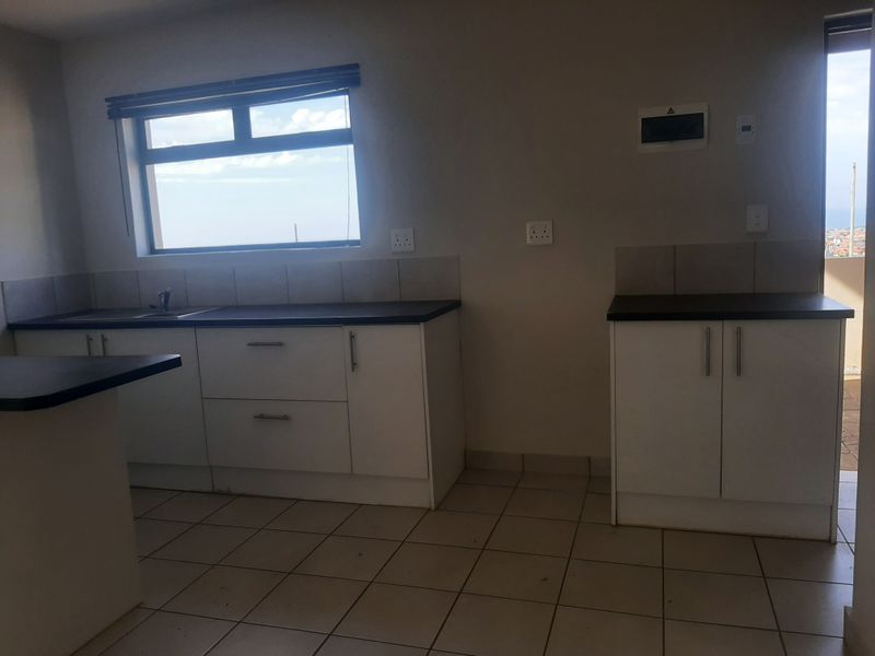 2 bedrooms flat in  Kidds Beach - Photo 7
