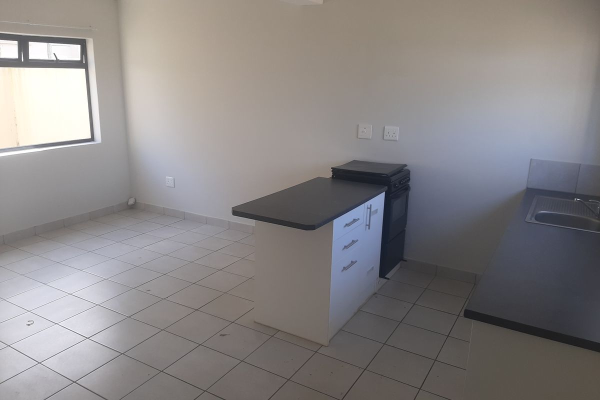 2 bedrooms flat in  Kidds Beach - Photo 5