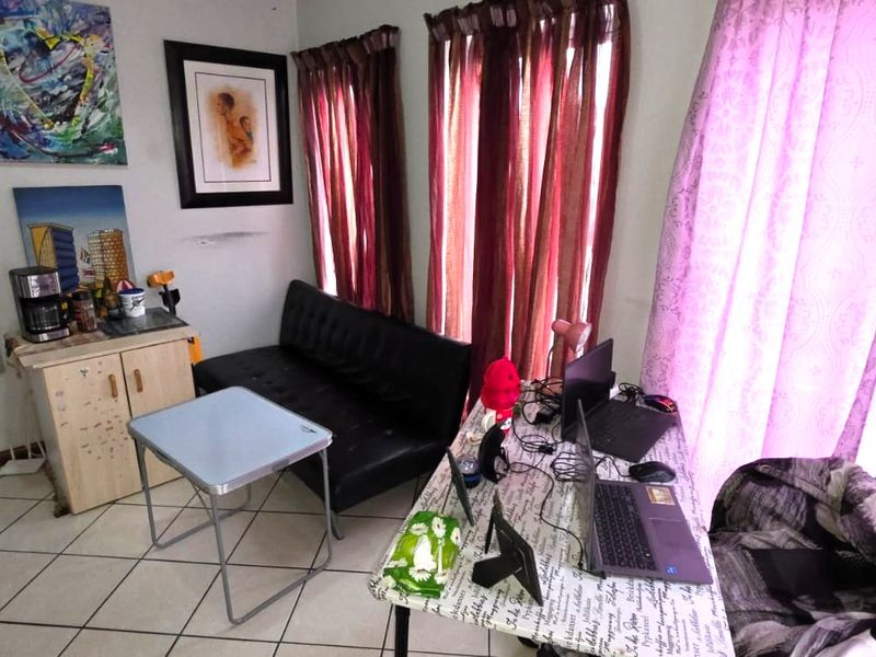 Modern 1‐bedroom apartment in the heart of Dana Bay - Photo 6