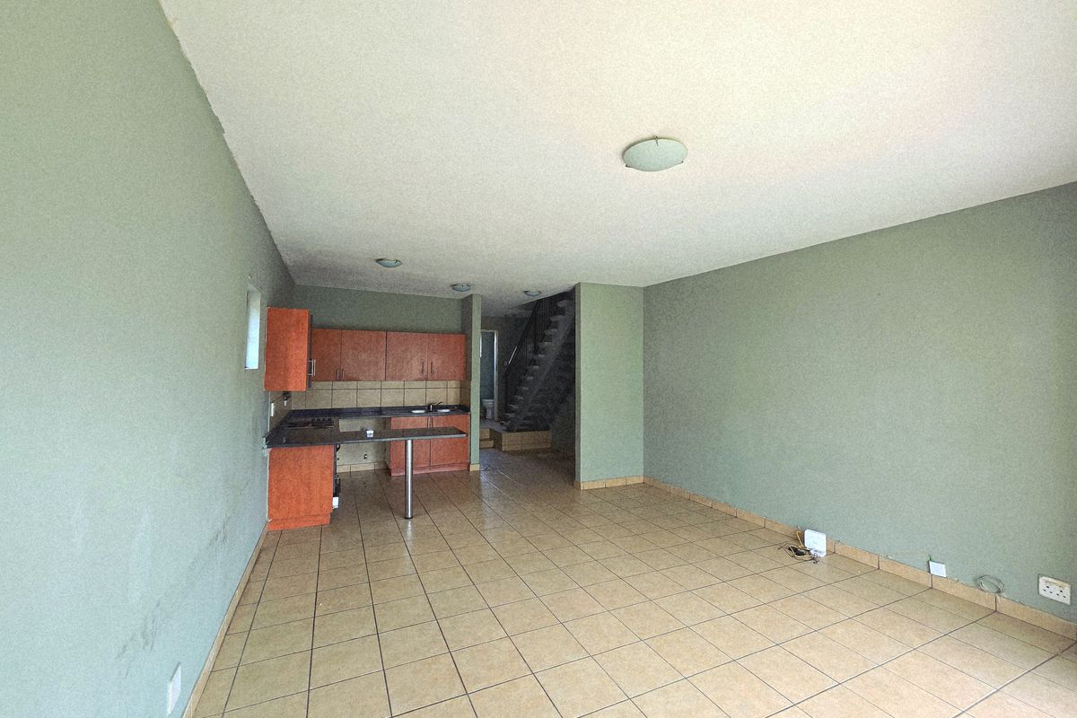 Spacious 3 Bedroom Apartment in Tasbet Park - Photo 2