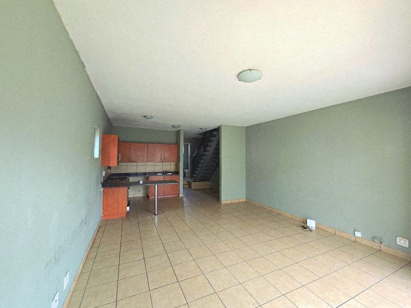 Spacious 3 Bedroom Apartment in Tasbet Park - Photo 2