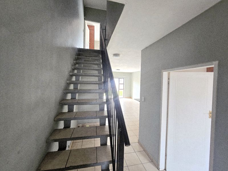Spacious 3 Bedroom Apartment in Tasbet Park - Photo 7