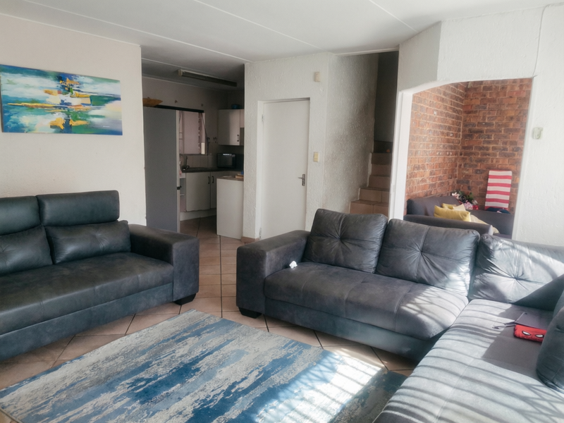 Duplex For Sale In Sandton - Photo 5