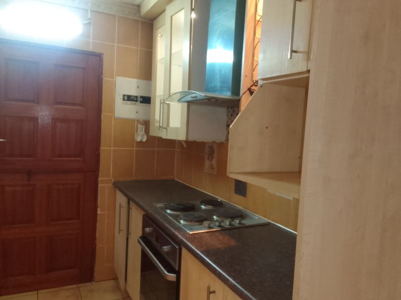 Neat & Low-Maintenance Family Home Near a Primary School Geelhoutpark Ext 9 - Photo 8