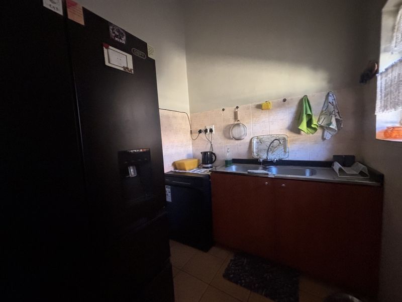 Perfect Starter For Sale - Exclusive Agent - Photo 3