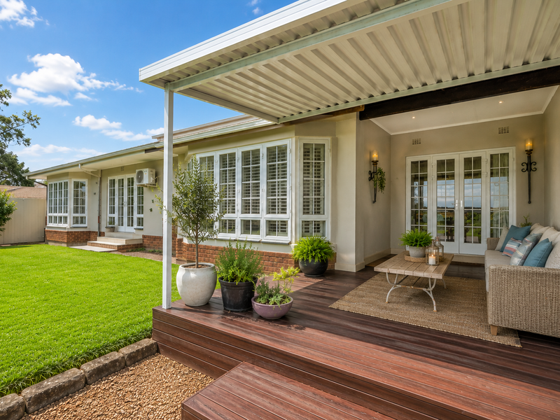 Bidding to start from R1.5mil!! Live Modern Auction! On Show By Appointment. - Photo 1