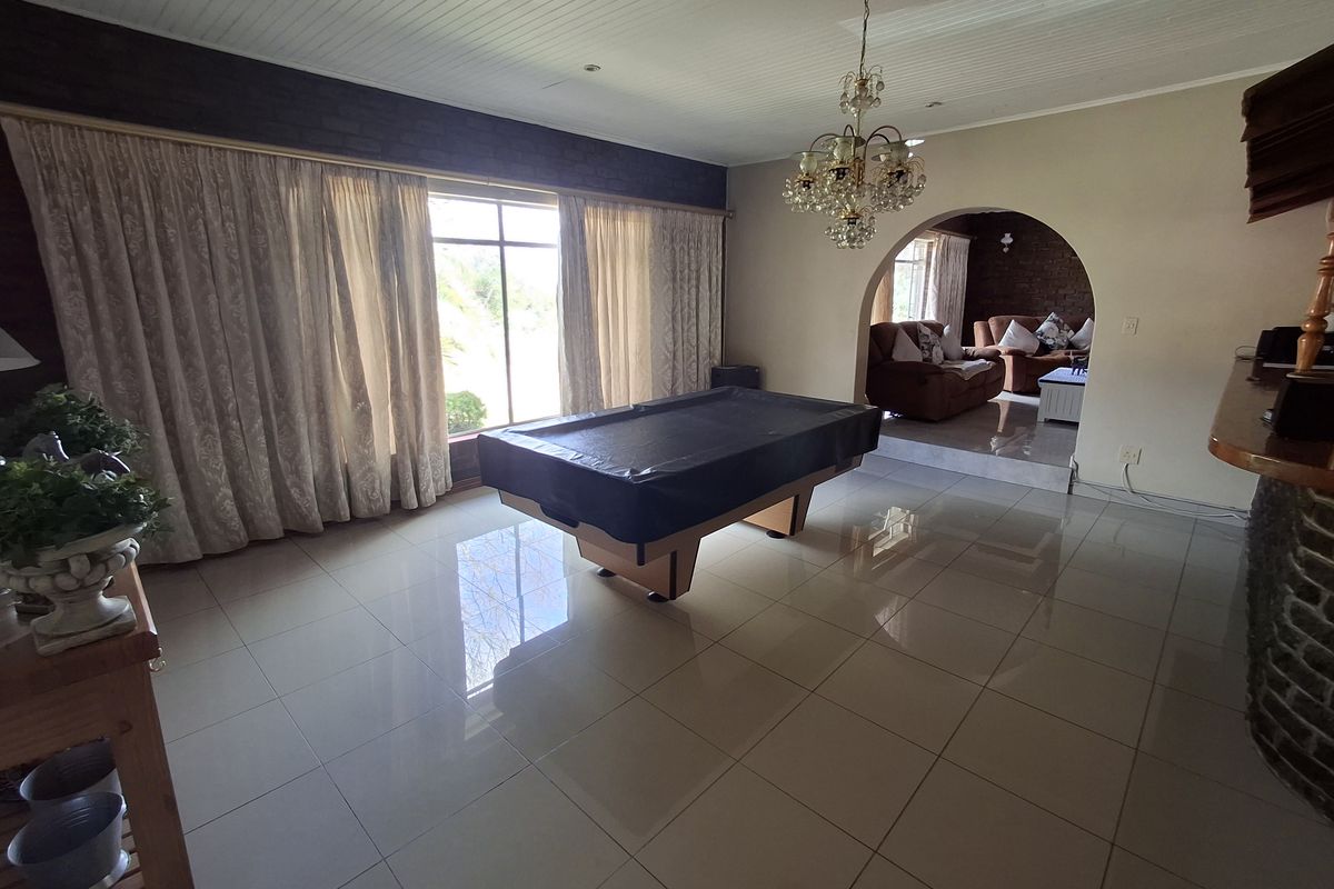 4 Bedroom house in Aviary Hill - Photo 4