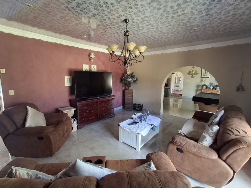 4 Bedroom house in Aviary Hill - Photo 7