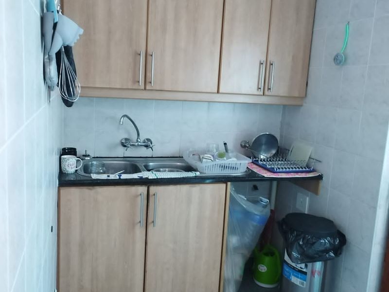 Spacious 4-Bed Family Home to Rent in Strand – Pet Friendly! - Photo 9