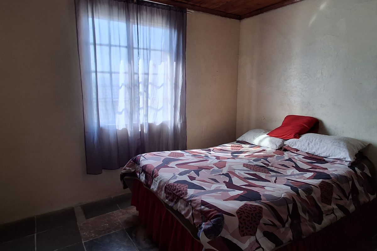 5 Bedroom home - Photo 5