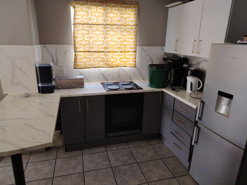Townhouse Rental Monthly In Brakpan - Photo 8