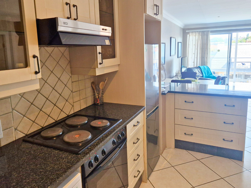 Modern Coastal Apartment Just Steps from the Beach - Photo 5