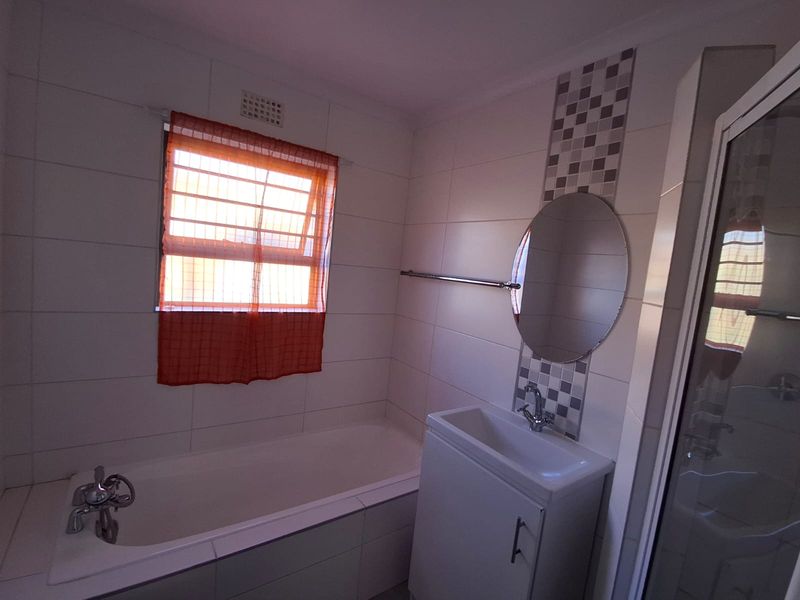 Apartment Rental Monthly In Brackenfell - Photo 10