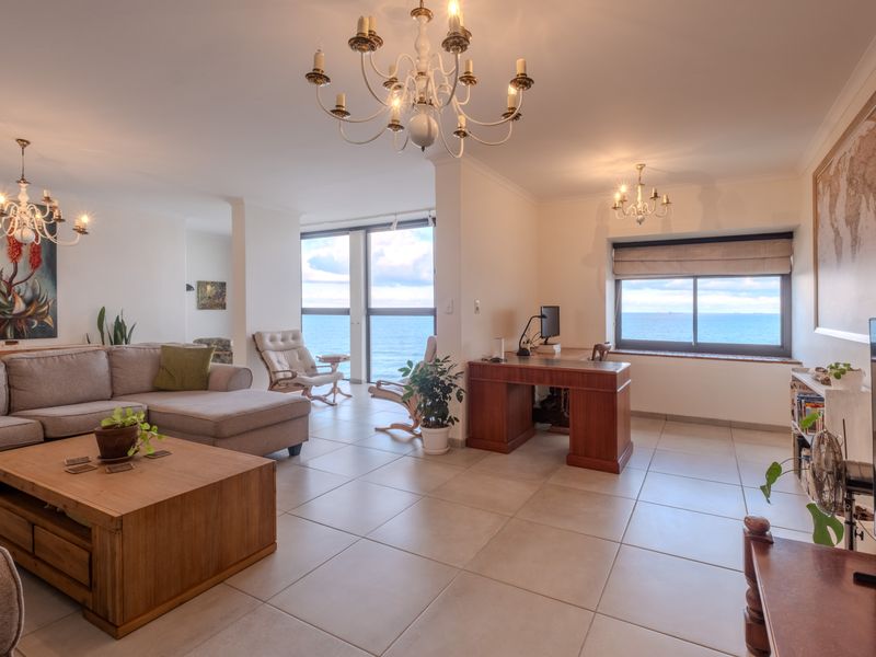Exceptional Coastal Living in Umhlanga –Timeless Seasons – Lagoon Drive - Photo 1