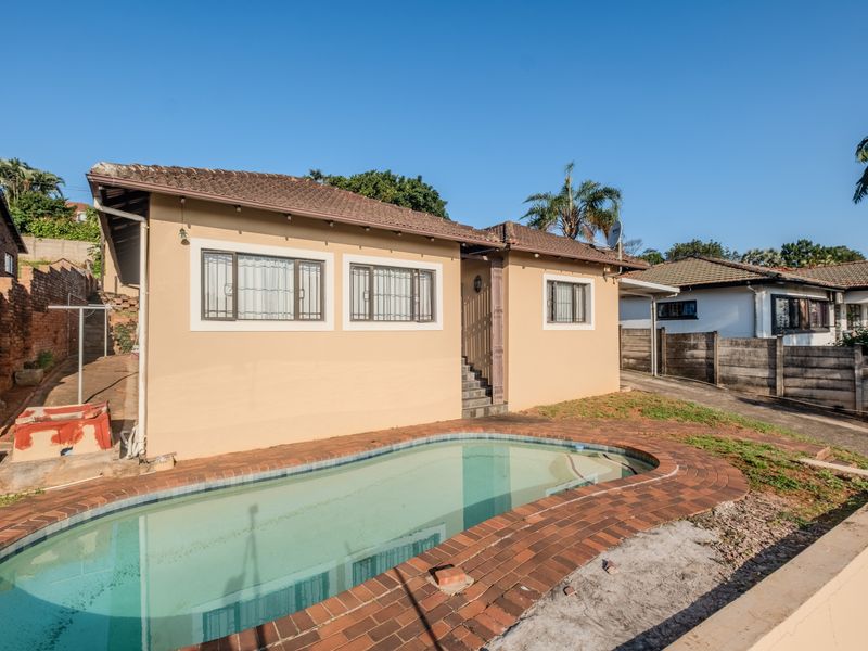 House For Sale In Durban North - Photo 1