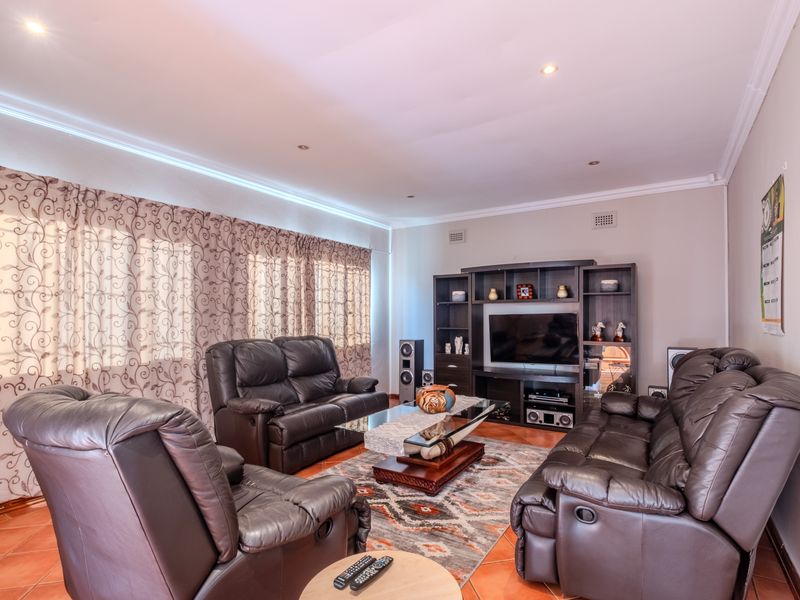 House For Sale In Durban North - Photo 3