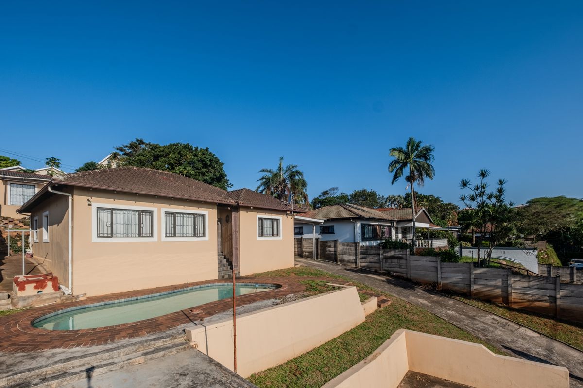 House For Sale In Durban North - Photo 2