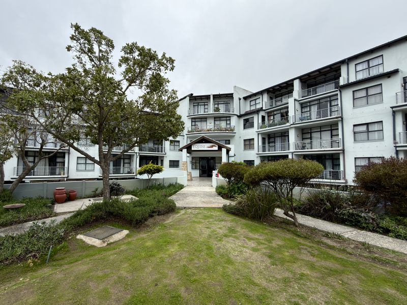 Spacious 1 Bedroom Apartment For Sale! - Photo 1