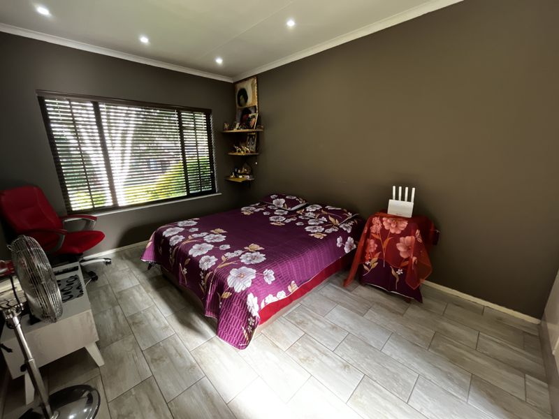 3 Bed Two bath Beautiful Modern Townhouse - Photo 5