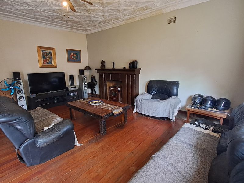 Classic Heidelberg Charm with Heated Pool & Flatlet - Photo 4