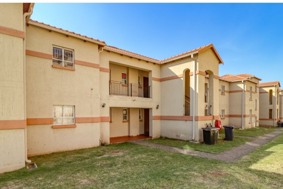 Apartment Rental Monthly In Johannesburg - Photo 2